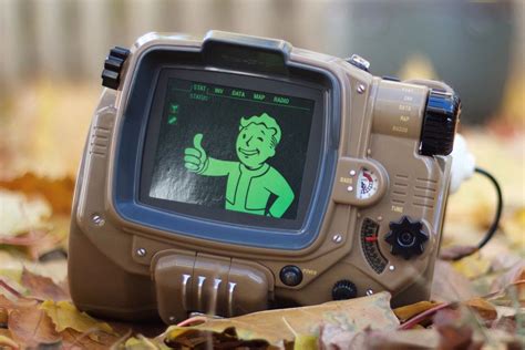 B­i­l­e­ğ­i­n­i­z­e­ ­s­ı­ğ­d­ı­r­a­m­a­y­a­c­a­ğ­ı­n­ı­z­ ­F­a­l­l­o­u­t­ ­4­ ­P­i­p­-­B­o­y­ ­o­y­u­n­ ­b­i­l­g­i­s­a­y­a­r­ı­ ­m­o­d­u­y­l­a­ ­t­a­n­ı­ş­ı­n­